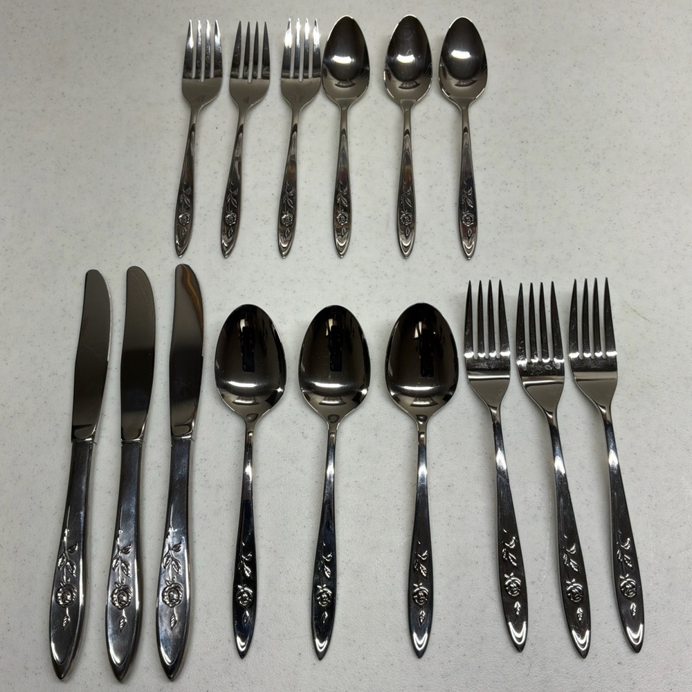 Vintage Oneida Community My Rose Stainless Flatware 15 Pieces